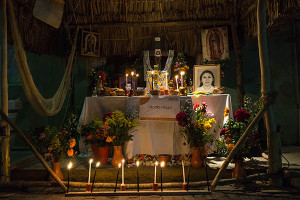 Day-of-the-Dead-Altar