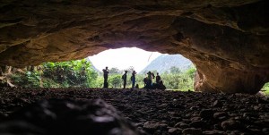 Hang En Cave Tour